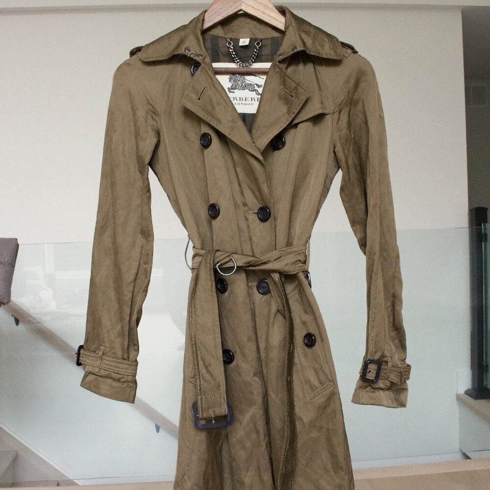 Burberry trench, viscose satin